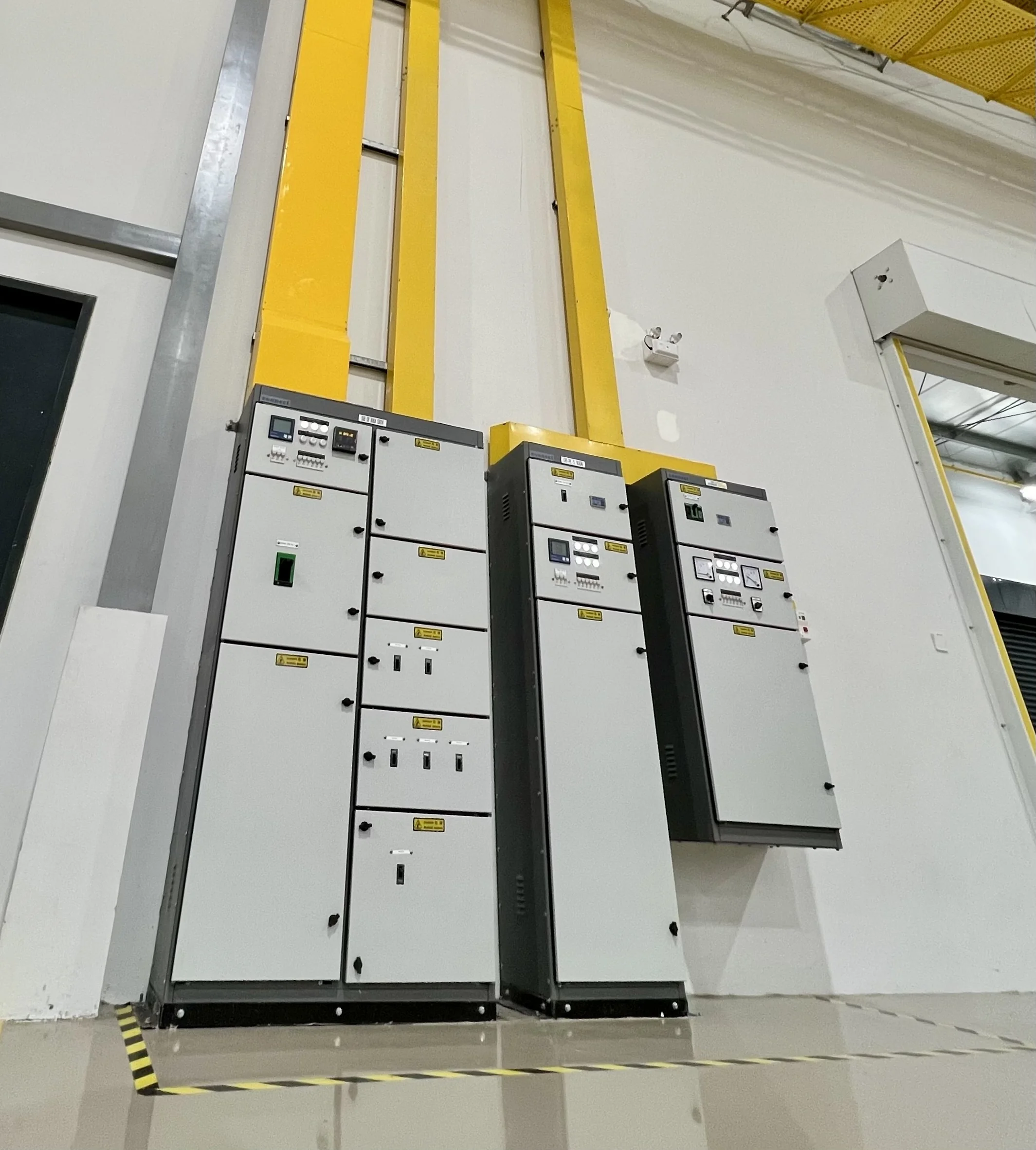 Distribution board and sub switch board installation
